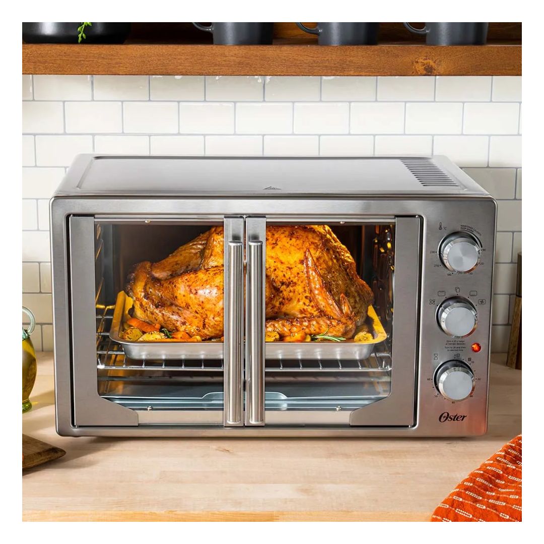 Horno Extra Grande Puertas Estilo Francés con Freidora de Aire y Recubrimiento Interno Antiadherente Oster®