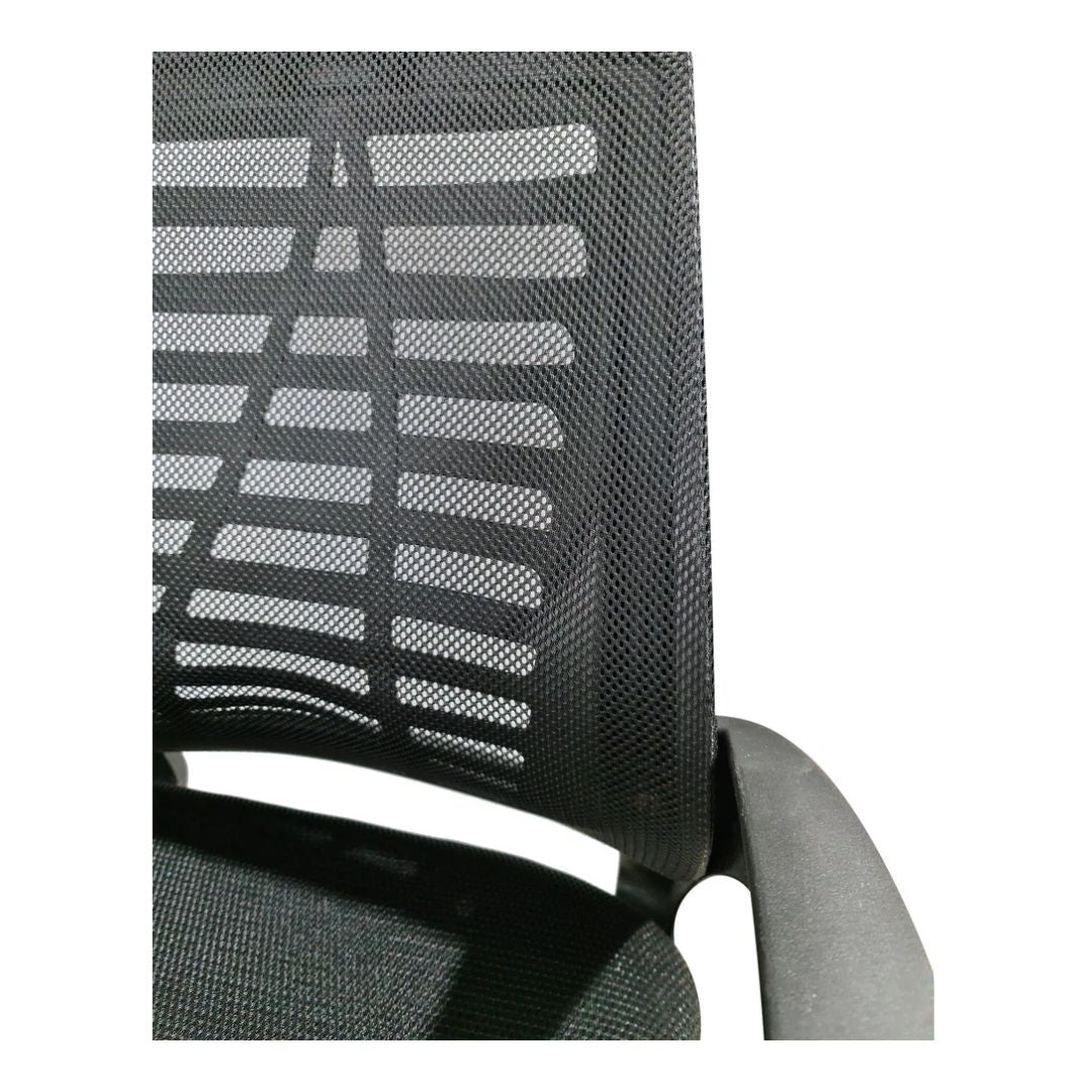 Silla de Oficina Ergonómica Ajustable y Giratoria con Respaldo alto y Soporte Lumbar Negra Powerfik