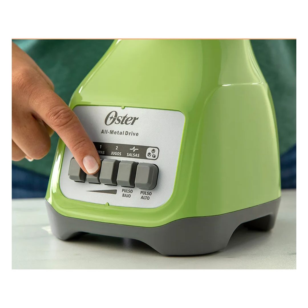 Licuadora  2 Velocidades Más Pulso y Vaso de Vidrio Oster®